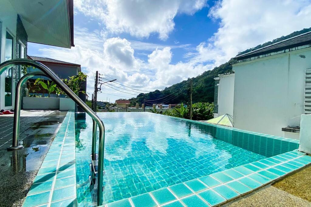 3 Bdr Pool Villa Patong 芭东3卧室泳池别墅 远海景 エクステリア 写真