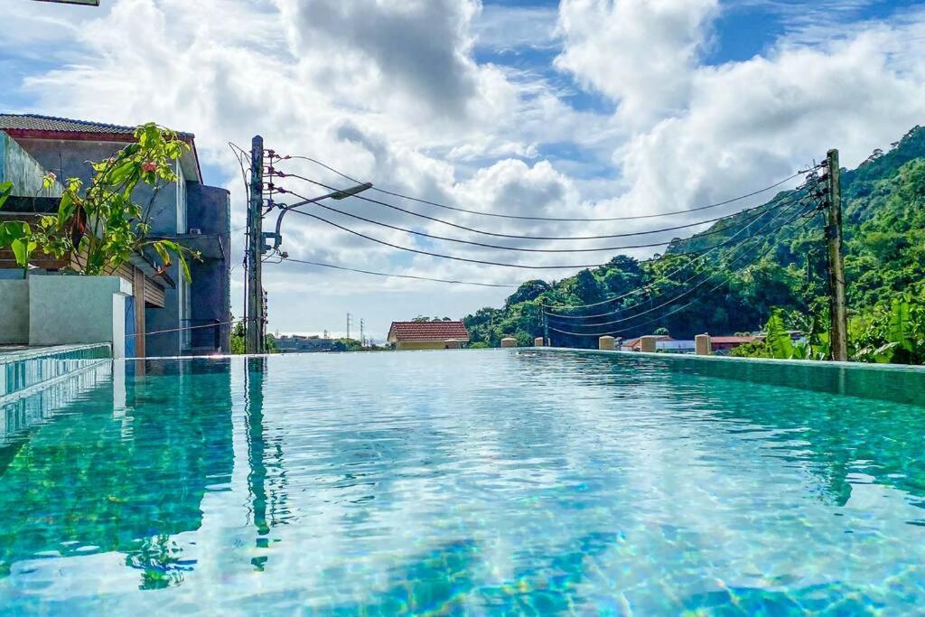 3 Bdr Pool Villa Patong 芭东3卧室泳池别墅 远海景 エクステリア 写真